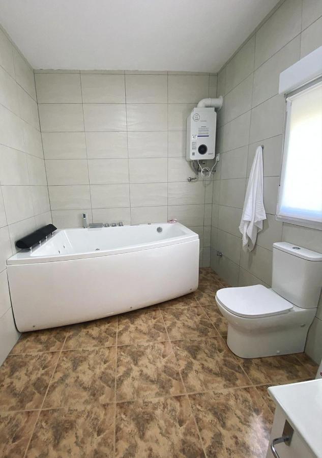 Casa Con Piscina, Villa Alarilla Fuentiduena de Tajo 외부 사진